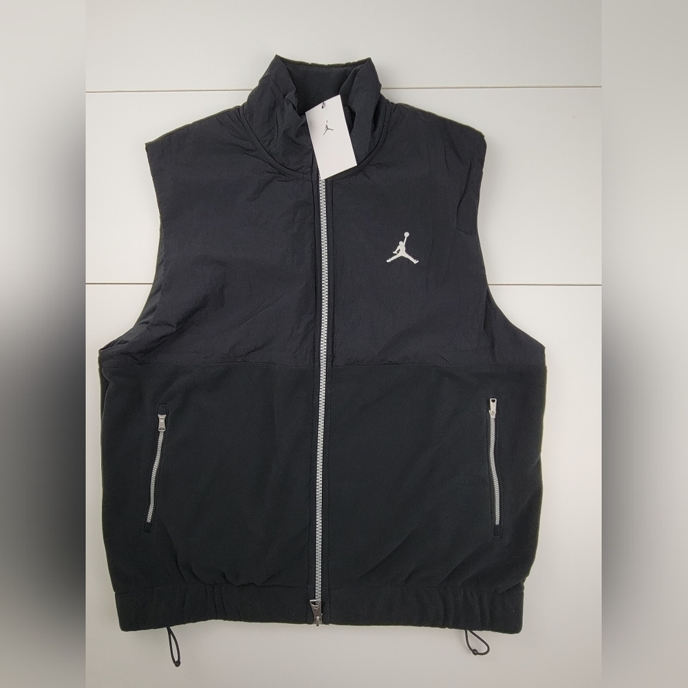 Nike Air Jordan Essentials Winter Vest Black FD8628-010 Men's Size Medium New